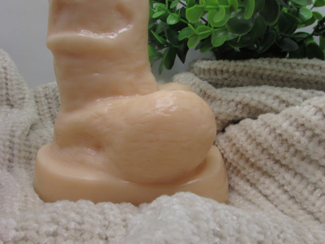 DILDO REALISTICO MACIZO 28 CM